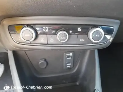 Photo 14 Opel Crossland X  1.2 Turbo 110 ch Design 120 ans