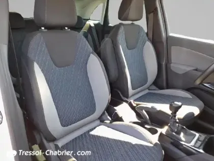 Photo 23 Opel Crossland X  1.2 Turbo 110 ch Design 120 ans