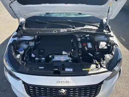 Photo 6 Peugeot 208  PureTech 100 S&S BVM6 Style
