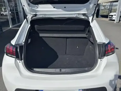 Photo 7 Peugeot 208  PureTech 100 S&S BVM6 Style