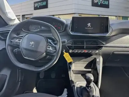 Photo 9 Peugeot 208  PureTech 100 S&S BVM6 Style