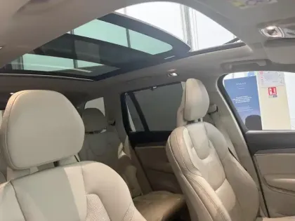 Photo 13 Volvo Xc90  Recharge T8 AWD 303+87 ch Geartronic 8 7pl Inscription Luxe