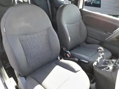 Photo 8 Fiat 500  1.0 70 ch Hybride BSG S/S