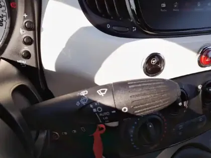 Photo 17 Fiat 500  1.0 70 ch Hybride BSG S/S