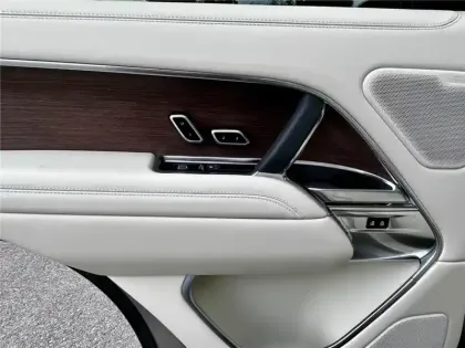 Photo 16 Land rover Range Rover SWB P440E PHEV AWD