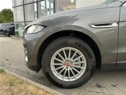 Photo 36 Jaguar F-Pace 2.0 D - 180 AWD