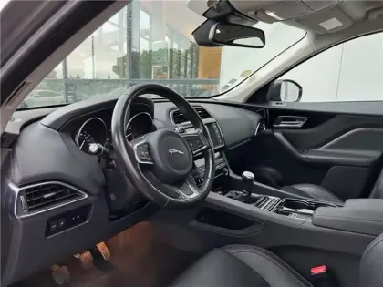 Photo 18 Jaguar F-Pace 2.0 D - 180 AWD