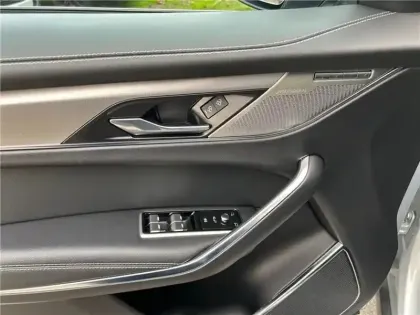 Photo 23 Jaguar F-Pace 2.0 - P400E PHEV AWD BVA8