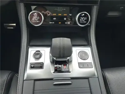 Photo 18 Jaguar F-Pace 2.0 - P400E PHEV AWD BVA8