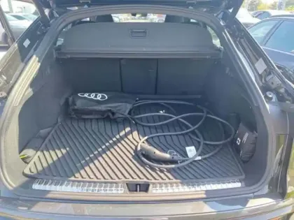 Photo 5 Audi Q5 Gén. III Ph1 S line 5