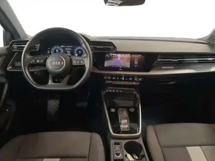 Photo 7 Audi A3 40 TFSIe 204 S tronic 6 Design