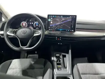 Photo 7 Volkswagen Golf 1.5 eHybrid 204 DSG6 VW Edition