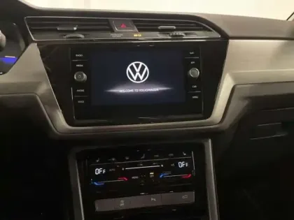 Photo 9 Volkswagen Touran Gén. III Ph1 NG VW Edition 5