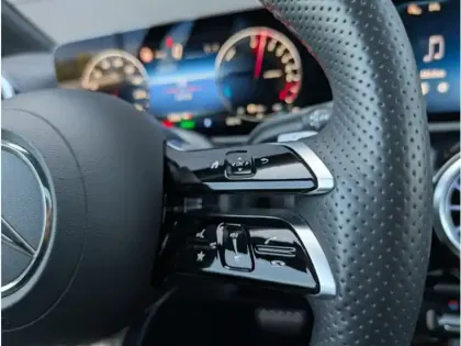 Photo 13 Mercedes Classe A 250 e Hybrid EQ 