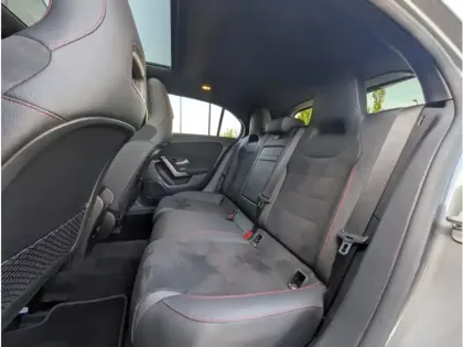 Photo 18 Mercedes Classe A 250 e Hybrid EQ 