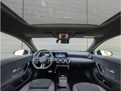 Photo 10 Mercedes Classe A 250 e Hybrid EQ 