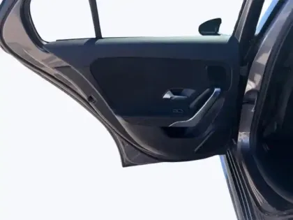 Photo 15 Mercedes Classe A Gén. IV (W177) Ph1 AMG Line 5