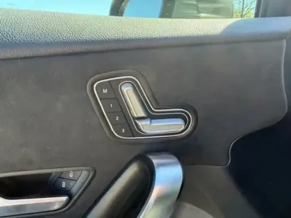 Photo 19 Mercedes Classe A Gén. IV (W177) Ph1 AMG Line 5