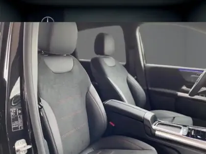 Photo 14 Mercedes Classe B 250 e Hybrid EQ AMG Line