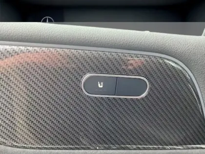 Photo 15 Mercedes Classe B 250 e Hybrid EQ AMG Line