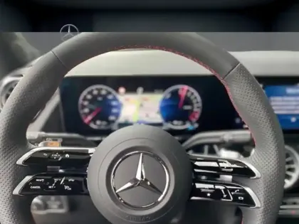 Photo 19 Mercedes Classe B 250 e Hybrid EQ AMG Line