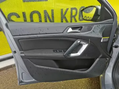 Photo 11 Peugeot 308 Gén. II Ph2 Style 5