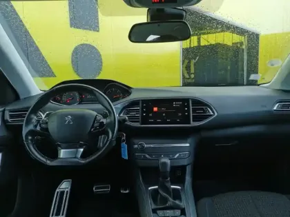 Photo 8 Peugeot 308 Gén. II Ph2 Style 5