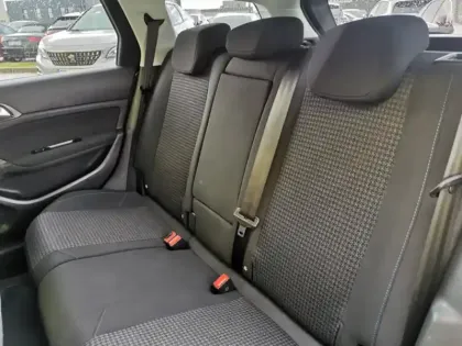 Photo 9 Peugeot 308 Gén. II Ph2 Style 5