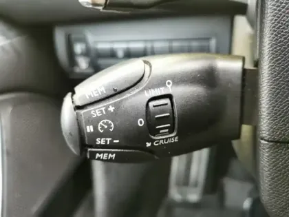 Photo 14 Peugeot 308 Gén. II Ph2 Style 5