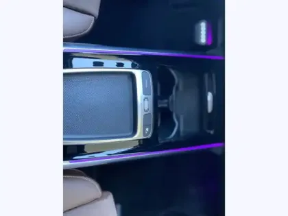 Photo 16 Mercedes GLB 200 d AMG Line