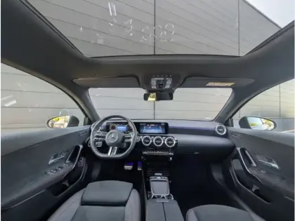 Photo 10 Mercedes Classe A 250 e Hybrid EQ