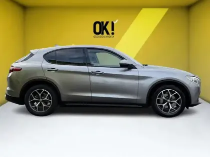Photo 5 Alfa Romeo Stelvio Gén. I Ph1 Super 5