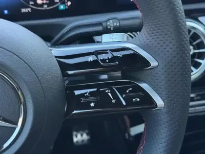 Photo 18 Mercedes CLA  250 e Hybrid EQ Shooting B