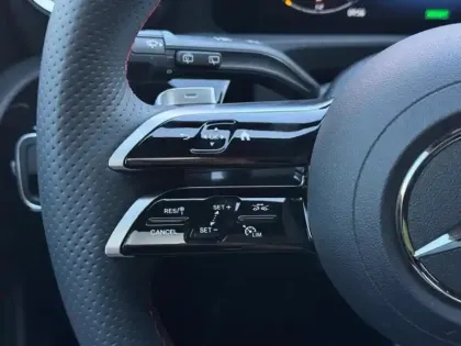 Photo 17 Mercedes CLA  250 e Hybrid EQ Shooting B