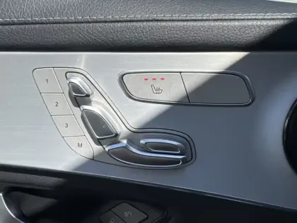 Photo 18 Mercedes Classe GLC GLC 300de 4MATIC Coupé Busines