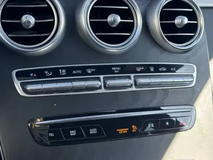 Photo 19 Mercedes Classe GLC GLC 300de 4MATIC Coupé Busines