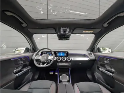 Photo 10 Mercedes GLB 200 d