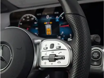 Photo 13 Mercedes GLB 200 d