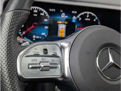 Photo 12 Mercedes GLB 200 d