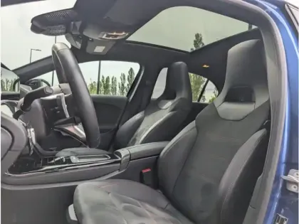 Photo 16 Mercedes Classe A 250 e Hybrid EQ 