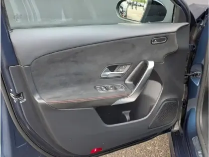 Photo 15 Mercedes Classe A Gén. IV (W177) Ph1 AMG Line 5