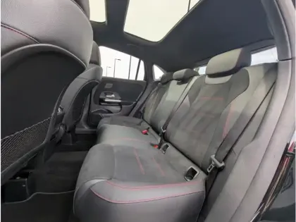 Photo 18 Mercedes GLA 250 e 