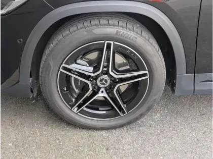 Photo 8 Mercedes GLA 250 e 