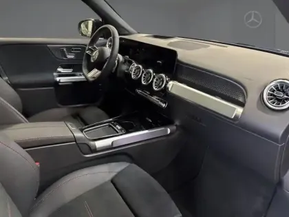 Photo 14 Mercedes GLB 200 d AMG Line