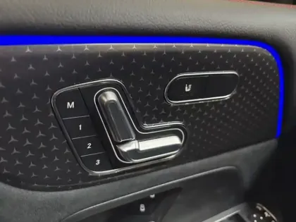 Photo 13 Mercedes GLB 200 d AMG Line