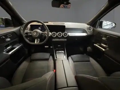 Photo 7 Mercedes GLB 200 d AMG Line