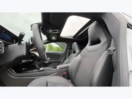 Photo 19 Mercedes CLA  200 d Shooting Brake AMG L