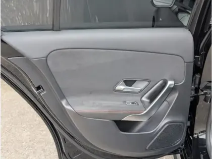 Photo 17 Mercedes Classe A 250 e Hybrid EQ 