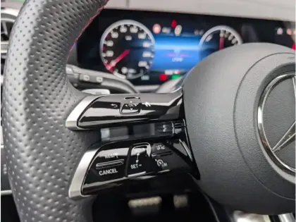 Photo 12 Mercedes Classe A 250 e Hybrid EQ 