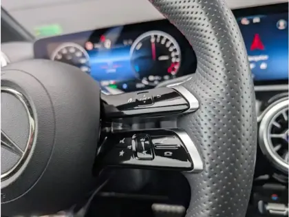 Photo 13 Mercedes Classe A 250 e Hybrid EQ 